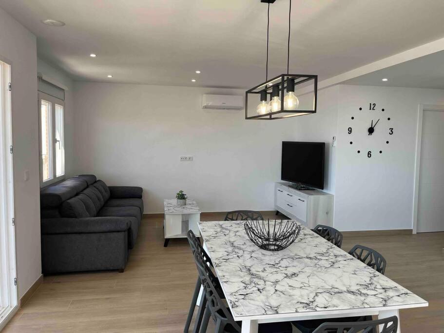 Apartamento Con Preciosas Vistas A Pie De Playa Санта Пола Екстериор снимка